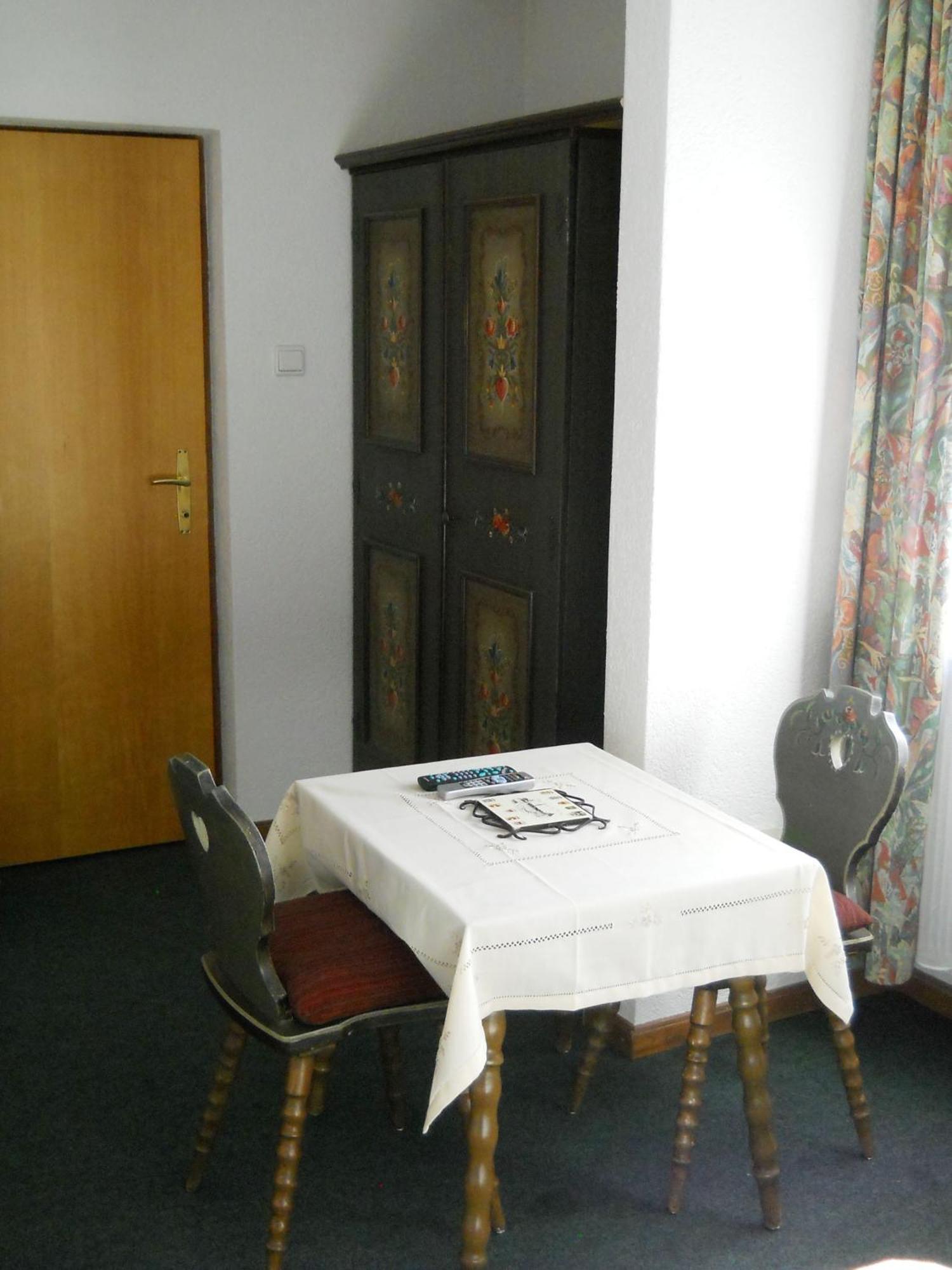 Haus Stratton Apartment Innsbruck Ngoại thất bức ảnh